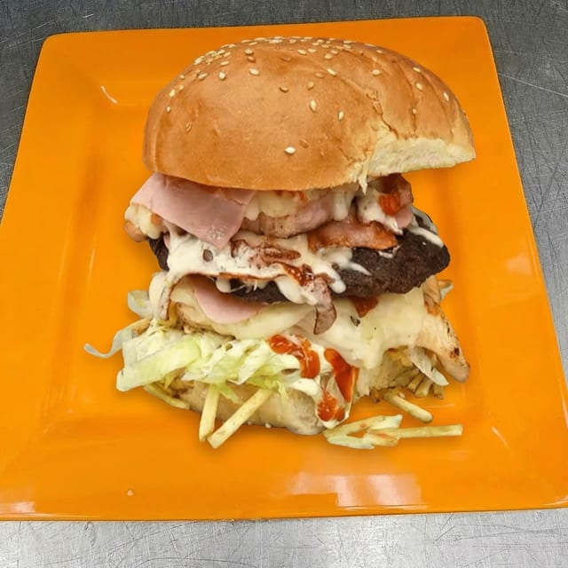 Hamburguesa Especial.