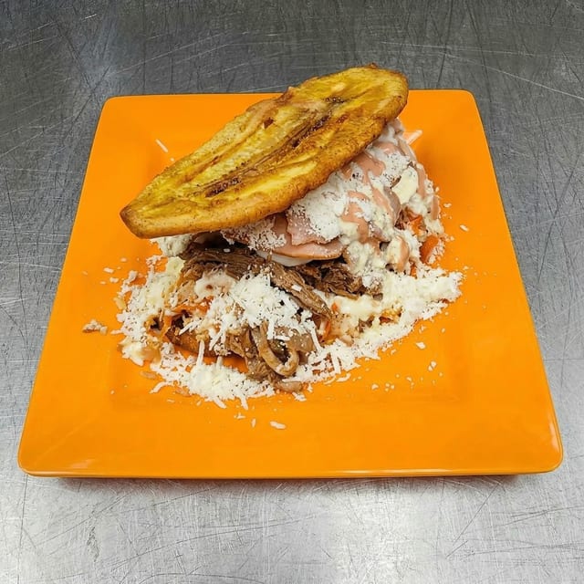 Patacon Mixto.
